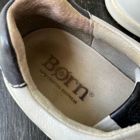 Born White Leather Lace Up Sneakers Size 9.5M Casual Comfort Shoes - Picture 2 of 10